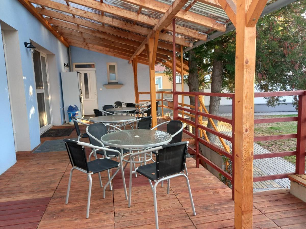 Alegria Natur Apartments Mikulov Esterno foto
