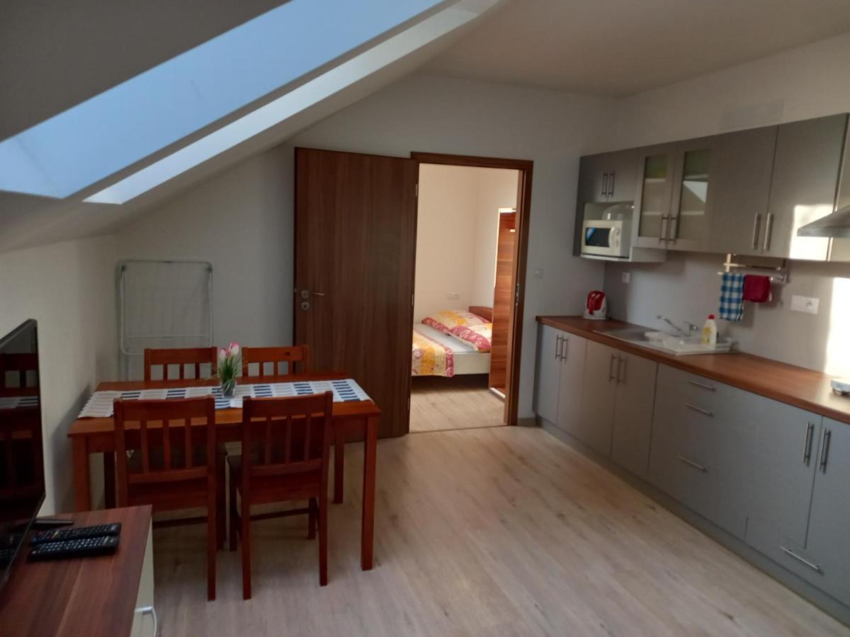 Alegria Natur Apartments Mikulov Esterno foto