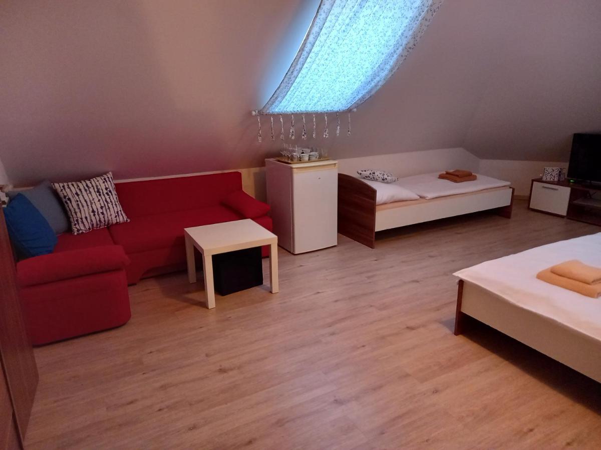 Alegria Natur Apartments Mikulov Esterno foto