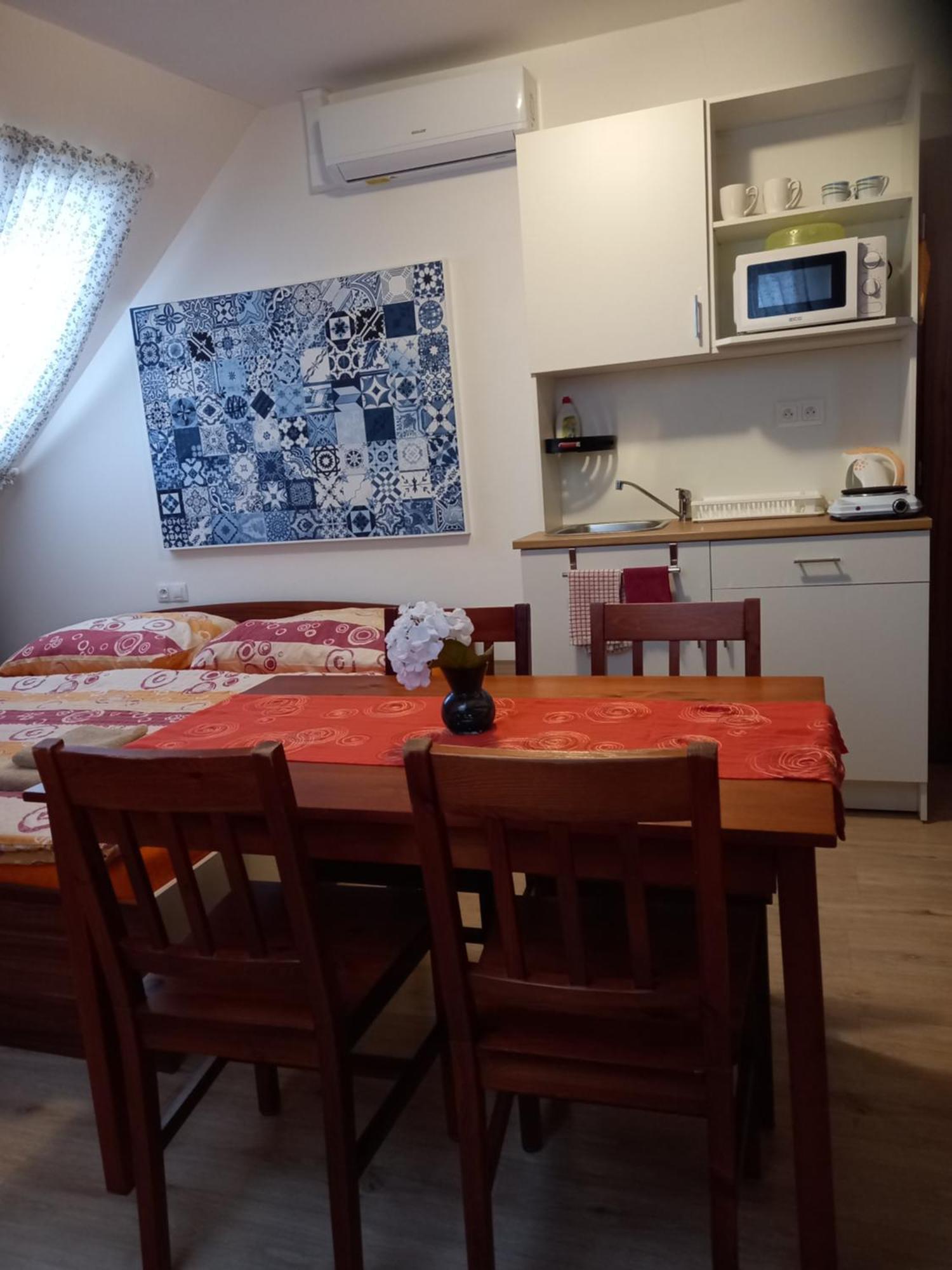 Alegria Natur Apartments Mikulov Esterno foto